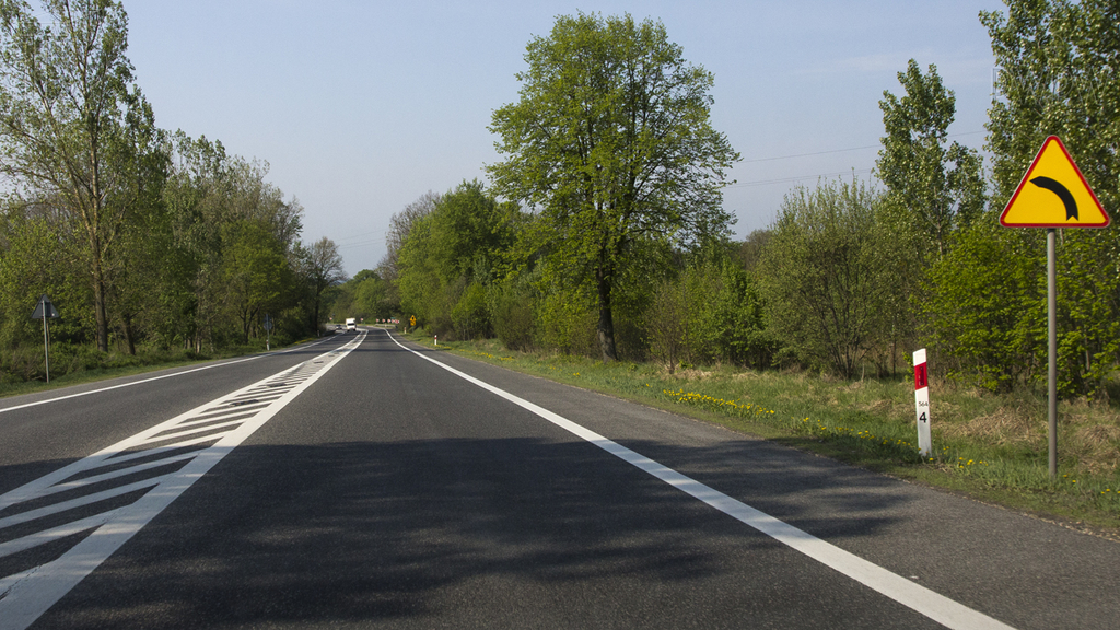 Zdjęcie do pytania: Czy w przedstawionej sytuacji jesteś ostrzegany o kilku nieb...