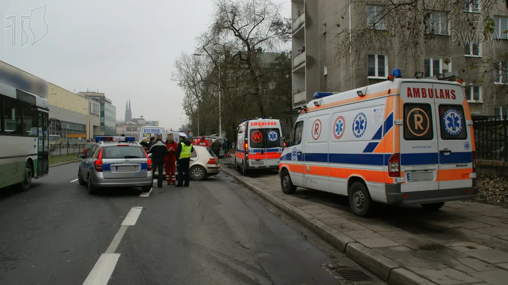Zdjęcie do pytania: Czy jako uczestnik wypadku drogowego, w którym są ranni, po ...