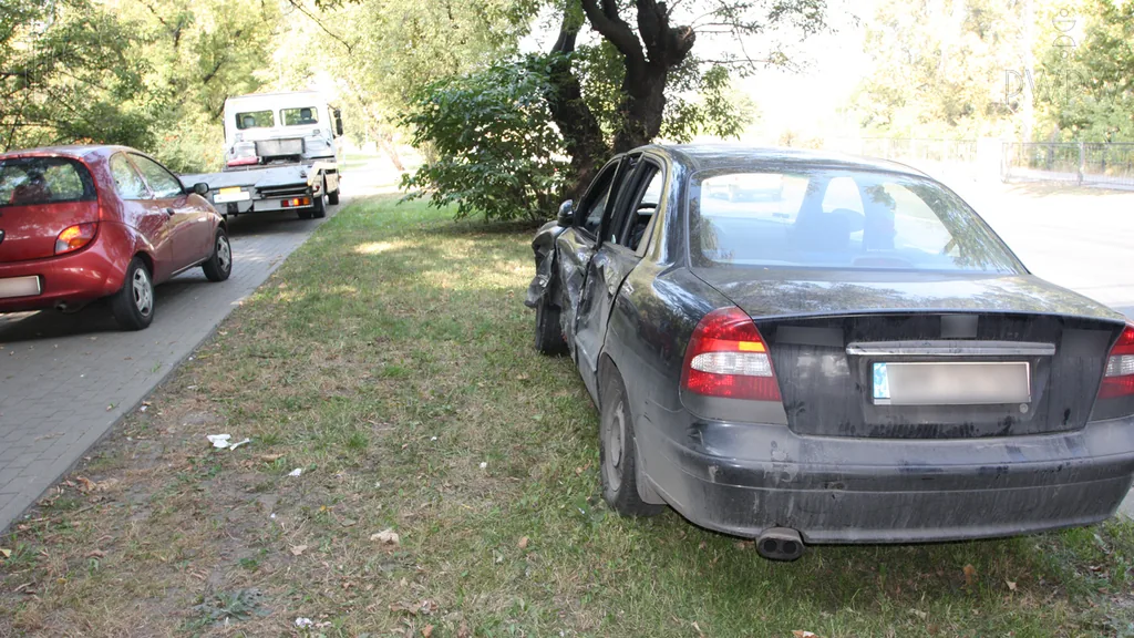 Zdjęcie do pytania: Która z wymienionych czynności należy do obowiązków kierowcy...