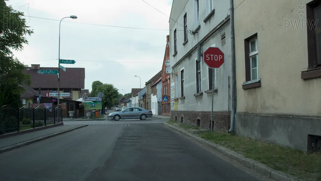 Zdjęcie do pytania: Czy w przedstawionej sytuacji jesteś obowiązany do zatrzyman...